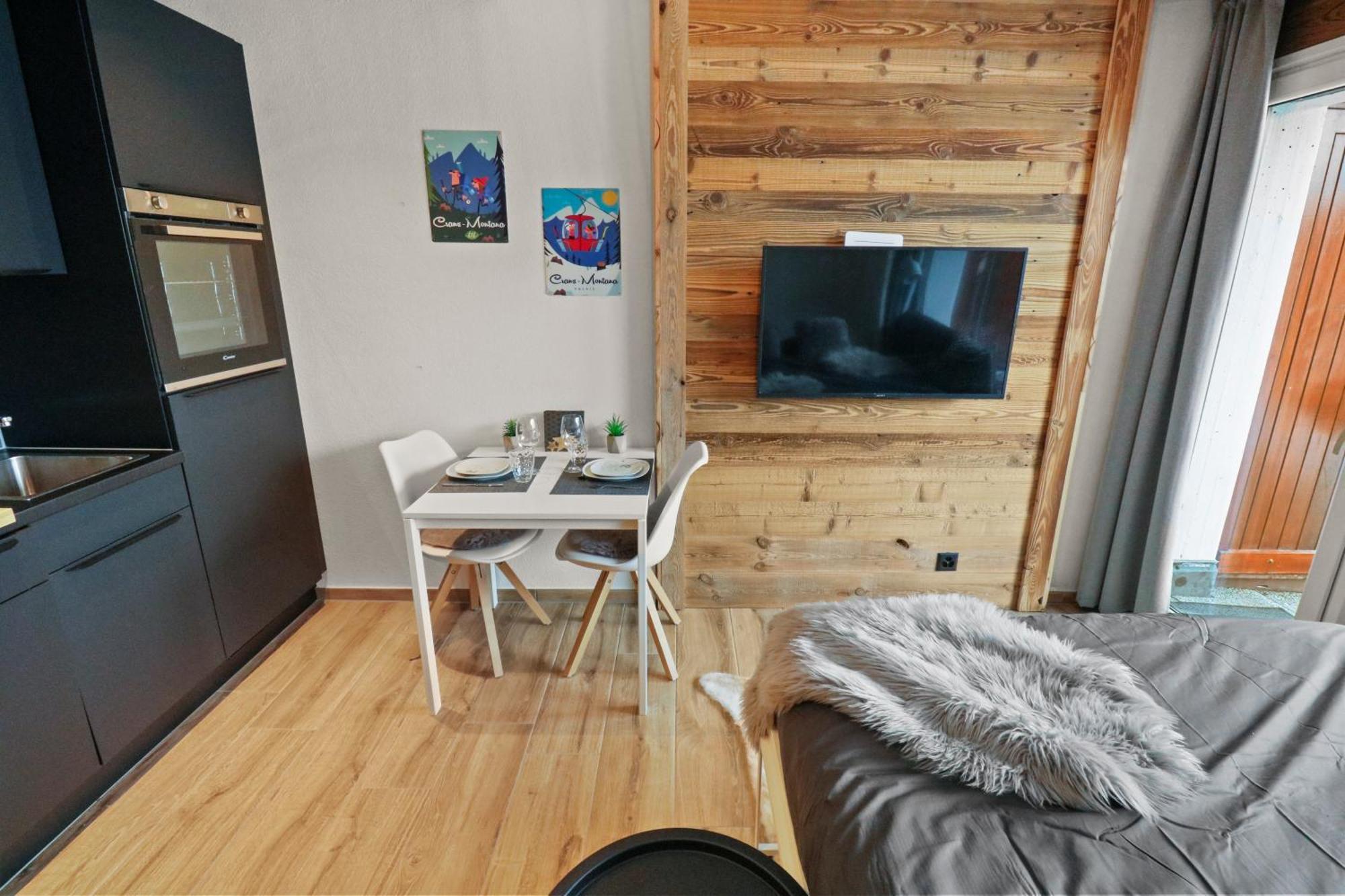 Joli Studio Avec Parking Gratuit Κρανς Μοντάνα Εξωτερικό φωτογραφία